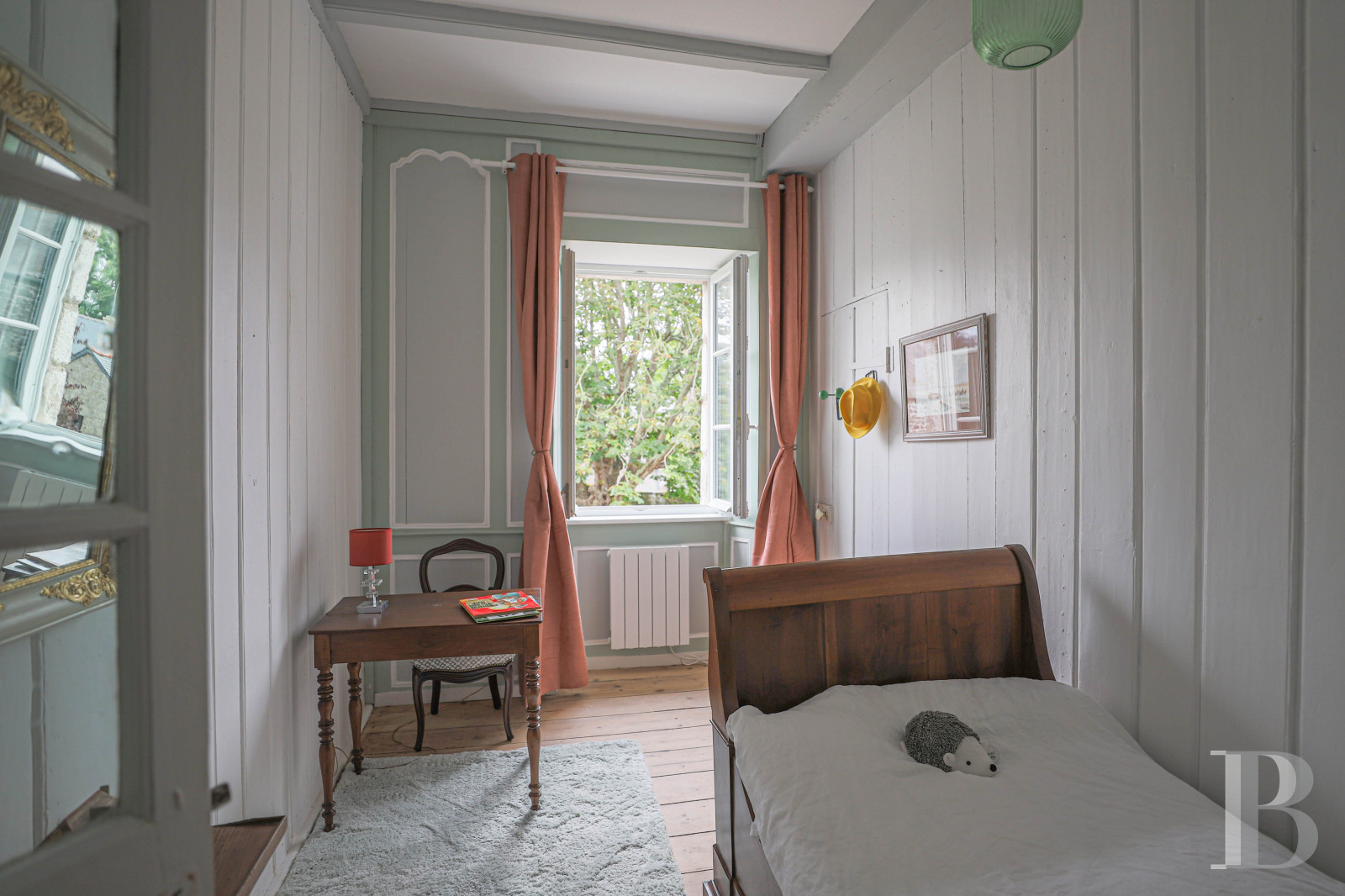 A 17th century manor house and penty close to the beaches and port in Lanildut, in the Iroise region - photo  n°23